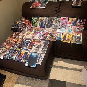 Modern DC BATMAN 52 High Grade Comics Lot Robin, Catwoman